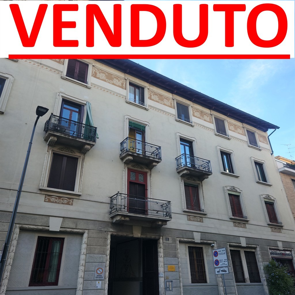 Zona Isola, bilocale arredato. 338.000,00 - Per informazioni: Milano Servizi Immobiliari srl - 02.688.08.11 - zorzini@milanoservizi.eu