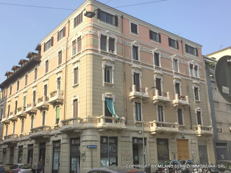 Zona Isola: bilocale mansardato di 43 mq.. € 1.200 spese condominiali incluse - Per informazioni e/ appuntamenti: Milano Servizi Immobiliari srl - Tel. 02.688.08.11 r.a. - zorzini@milanoservizi.eu